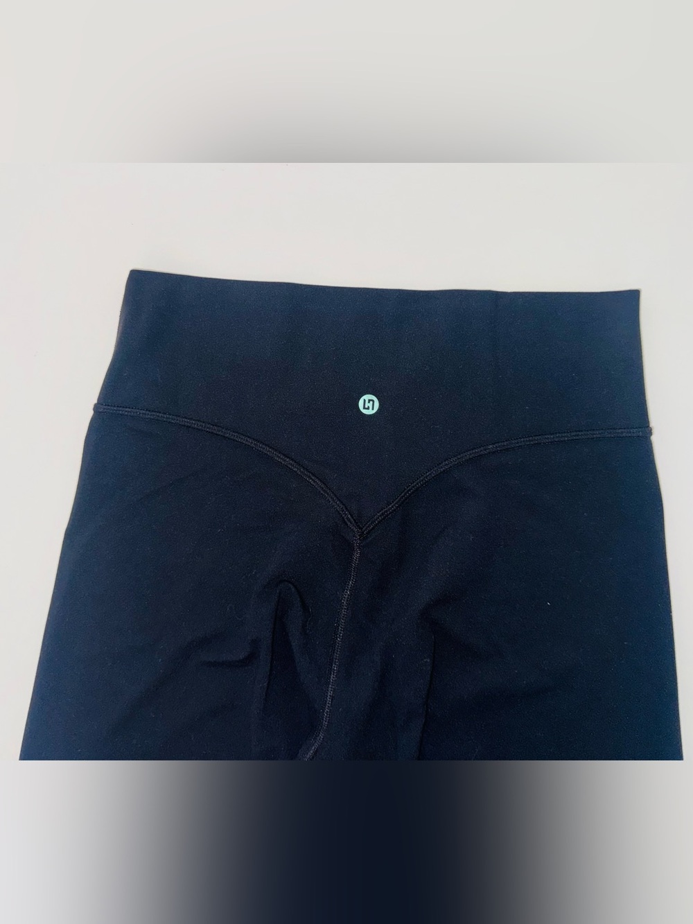 Unissu Flared Black High-Waist Leggings